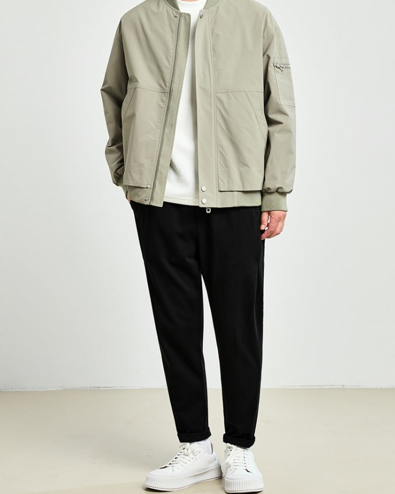 Minimalist Bomber Jacket — Avelmontis
