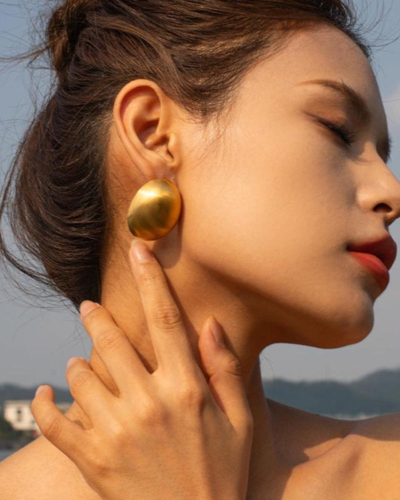 Orova Shield Earrings — Avelmontis