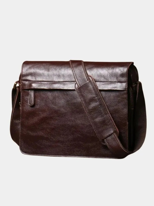 Classic Messenger Leather Bag | Bellmont Society
