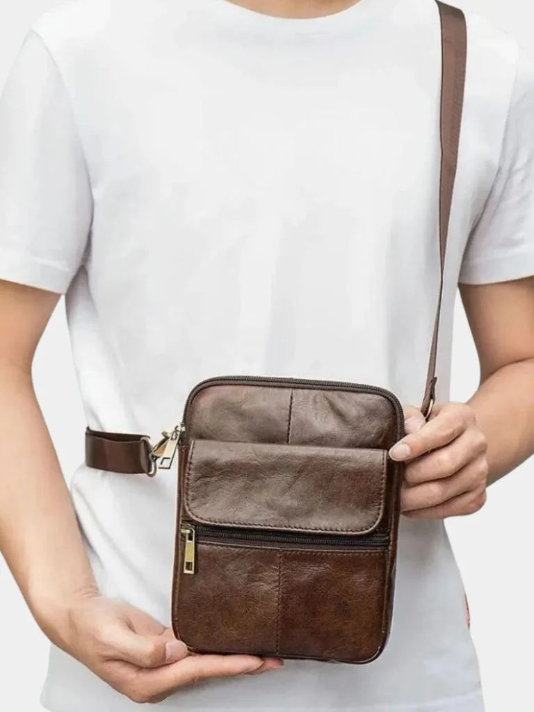 Essential Leather Shoulder Bag | Bellmont Society