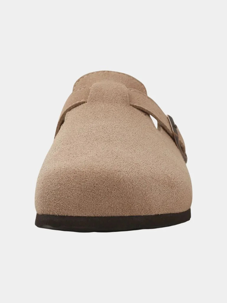 Essential Suede Clogs — Avelmontis