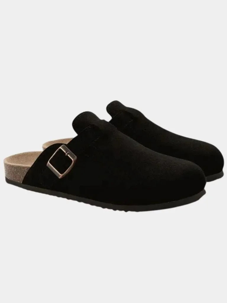 Essential Suede Clogs — Avelmontis