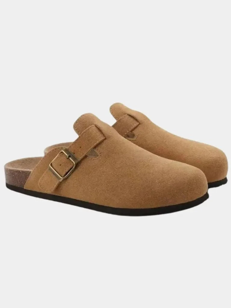 Essential Suede Clogs — Avelmontis