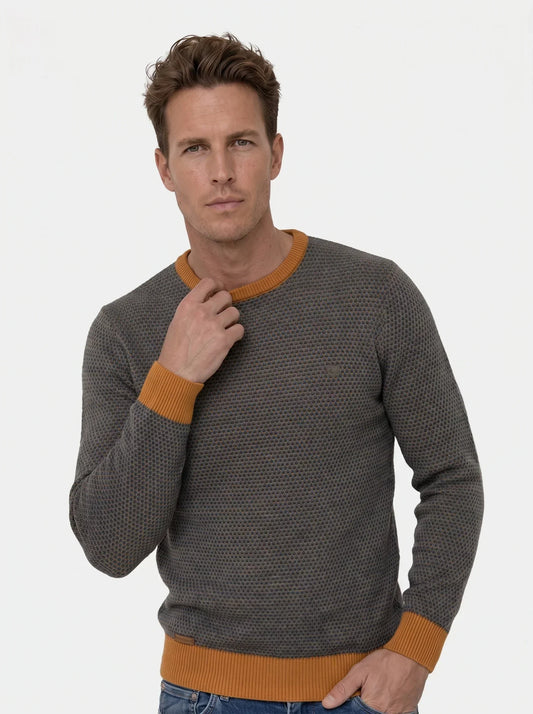 Essential Sweater — Avelmontis