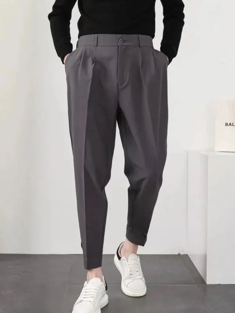 Essential Tailored Trousers — Avelmontis