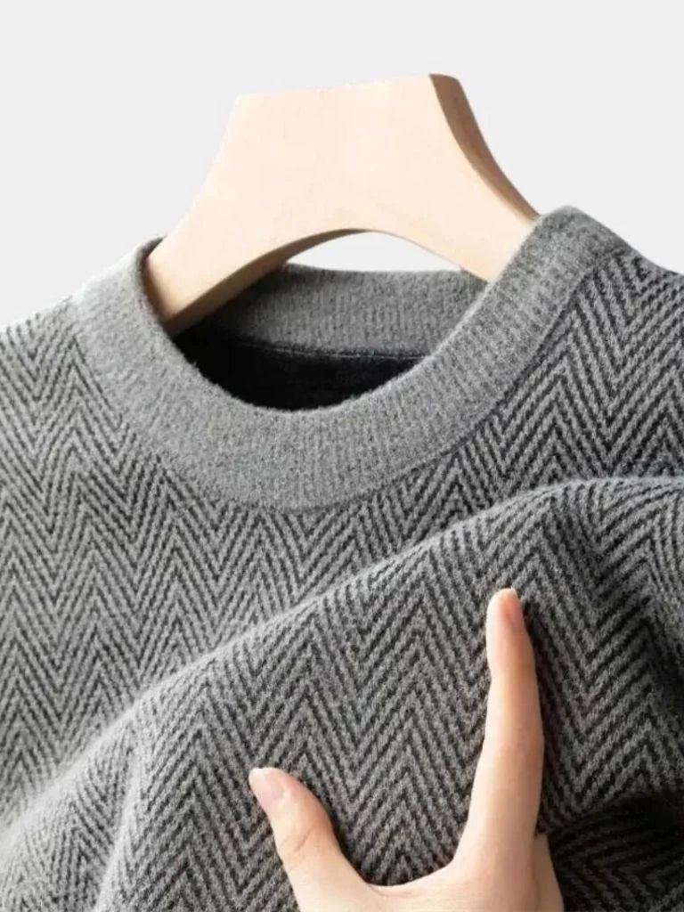 Essential Wool Sweater — Avelmontis