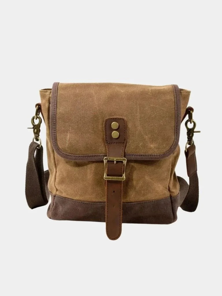 Leather Crossbody Shoulder Bag — Avelmontis