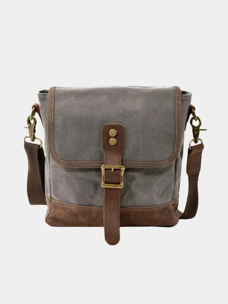 Leather Crossbody Shoulder Bag — Avelmontis