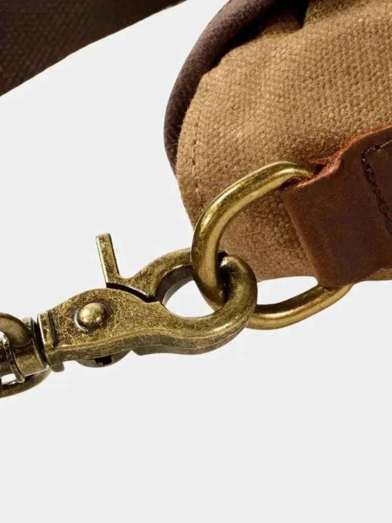 Leather Crossbody Shoulder Bag — Avelmontis