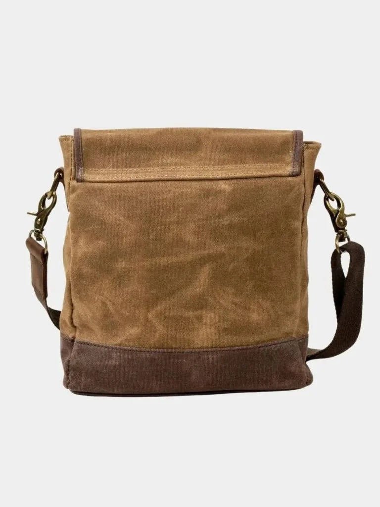 Leather Crossbody Shoulder Bag — Avelmontis