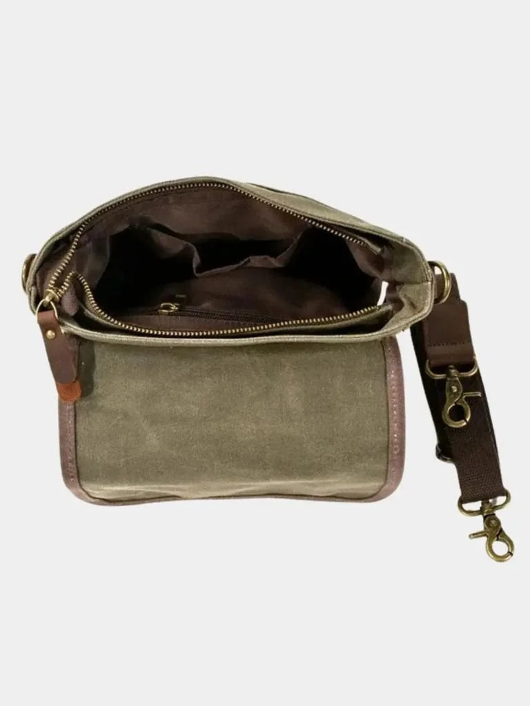 Leather Crossbody Shoulder Bag — Avelmontis