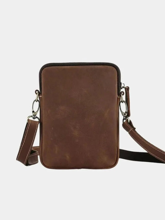 Minimalist Crossbody Leather Bag — Avelmontis