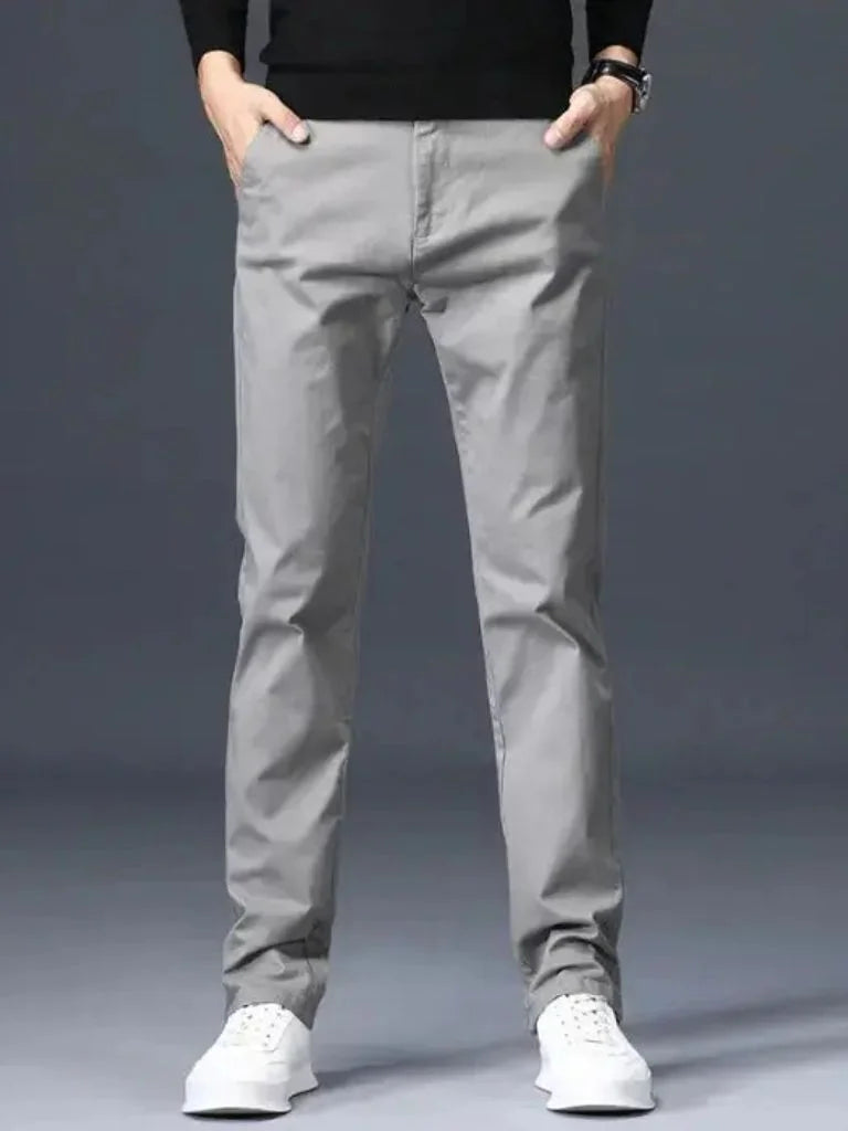 Minimalist Straight Trousers — Avelmontis