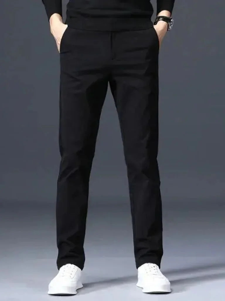 Minimalist Straight Trousers — Avelmontis
