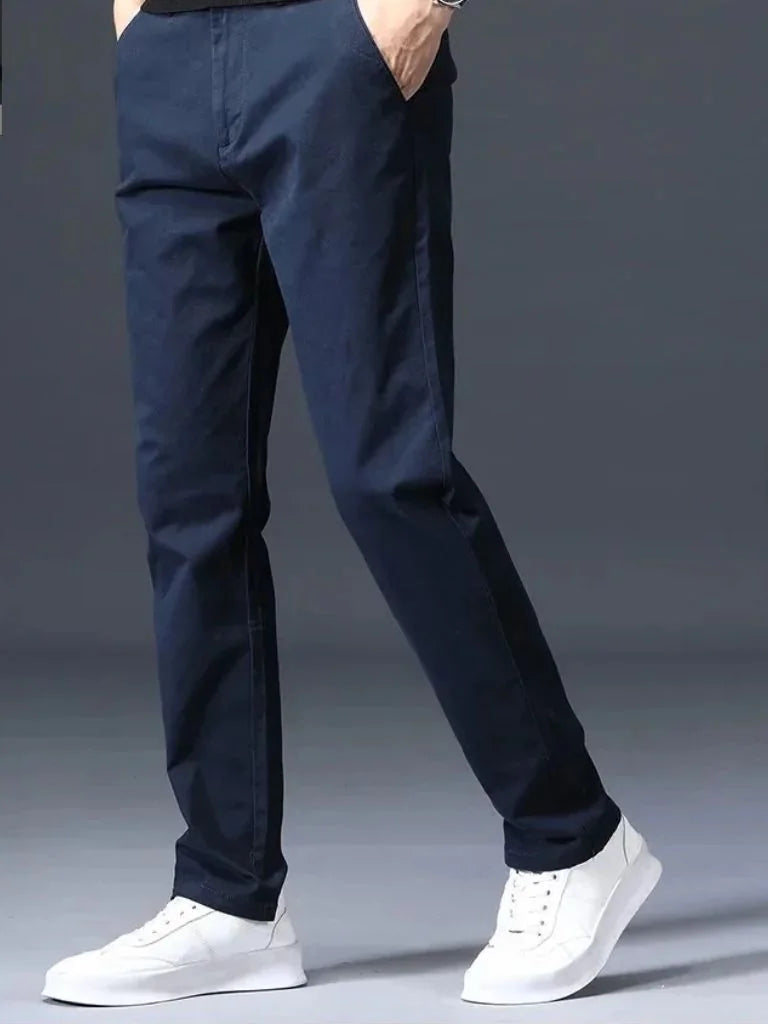 Minimalist Straight Trousers — Avelmontis