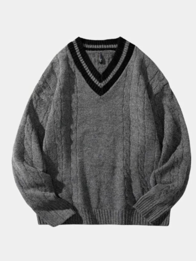 Minimalist V-Neck Sweater — Avelmontis