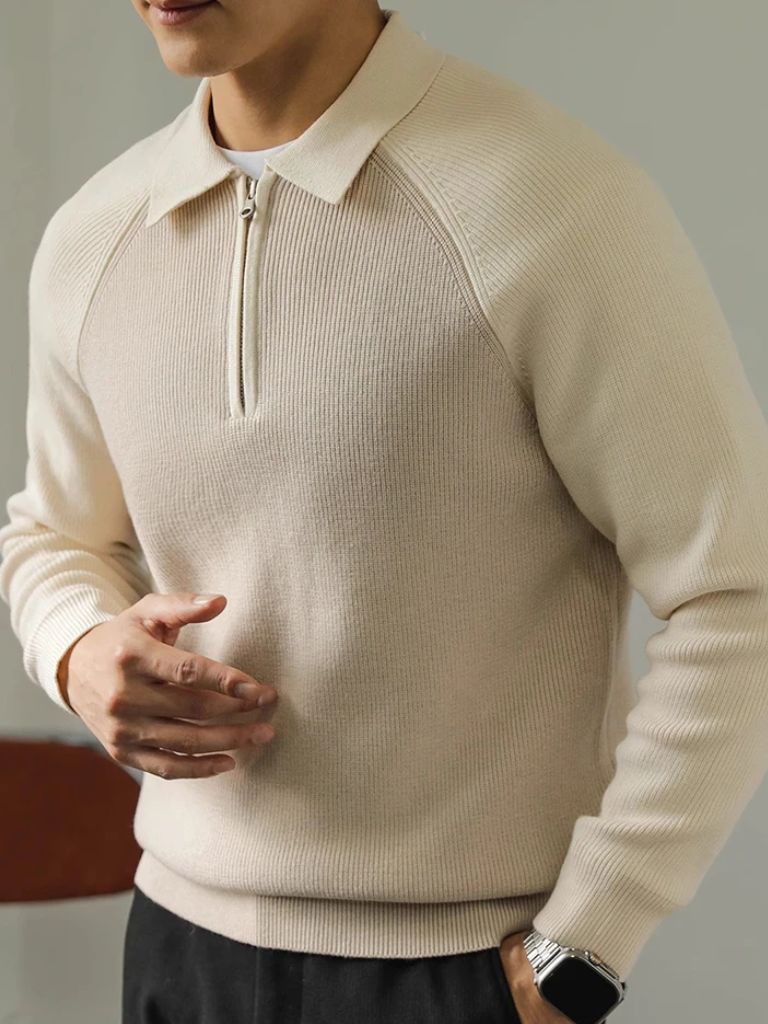 Raglan Quarter Zip Sweater — Avelmontis