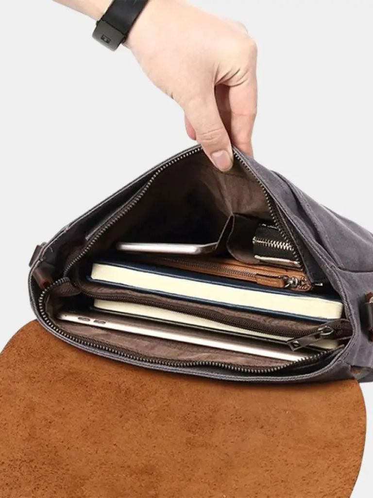 Windsor Messenger Shoulder Bag - Montierri
